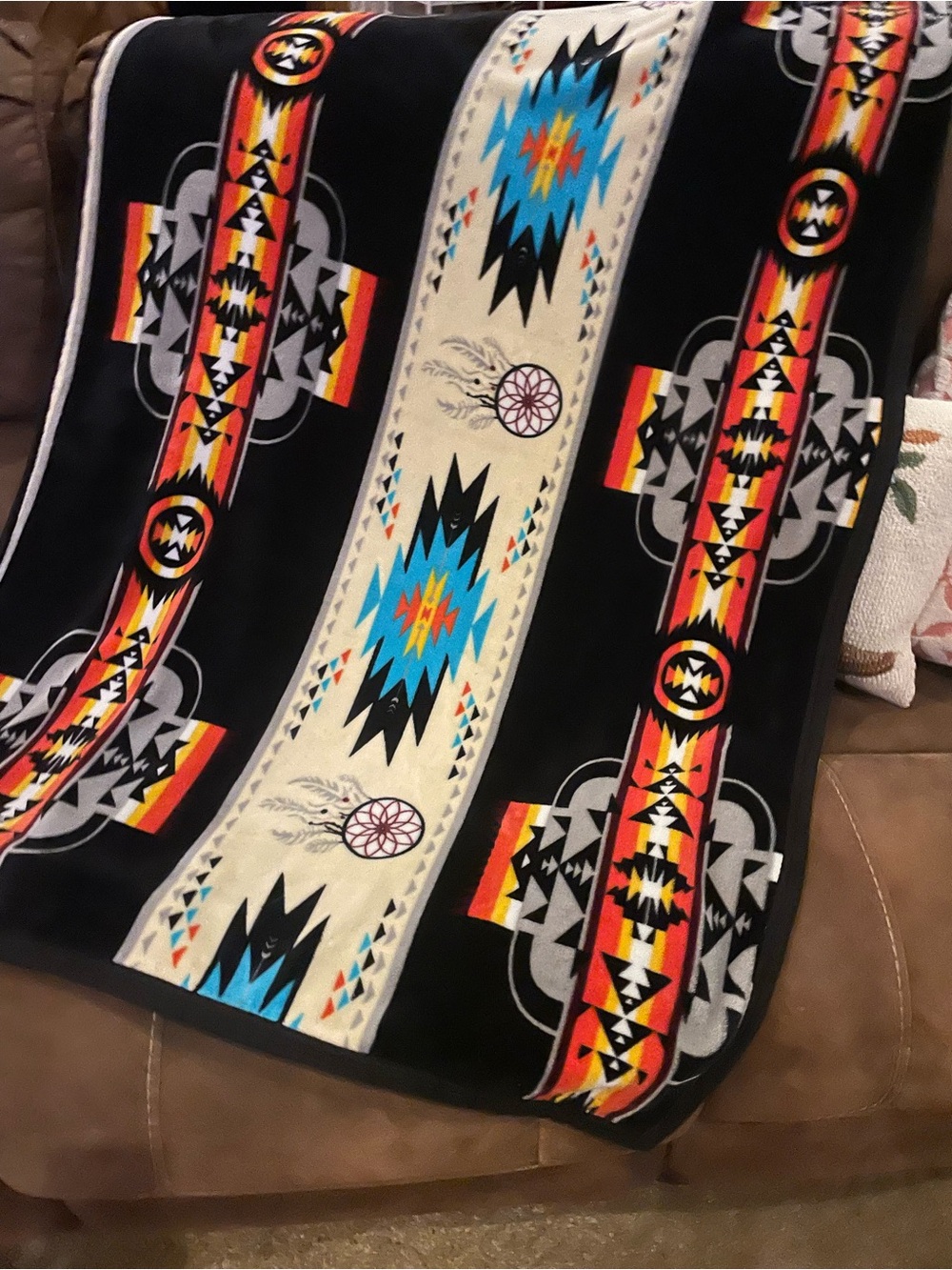Southwestern Pattern Plush Throw Blanket in Black, Cream, Turquoise